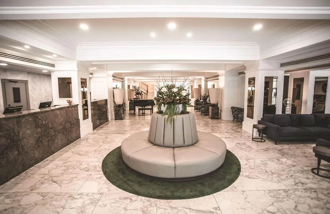 The Savoy Hotel On Little Collins Melbourne-1